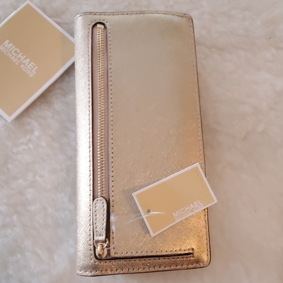 MICHAEL Michael Kors - Picture 3 of 7